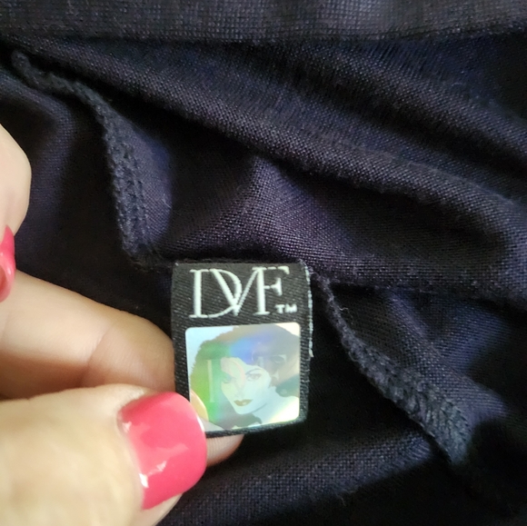 DIANE VON FURSTENBERG Skylar Romper Wrap Silk Blend Sz 8 Navy - Picture 8 of 9